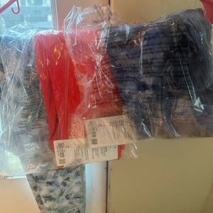 NWT Ivivva Rhythmic tights Size 12